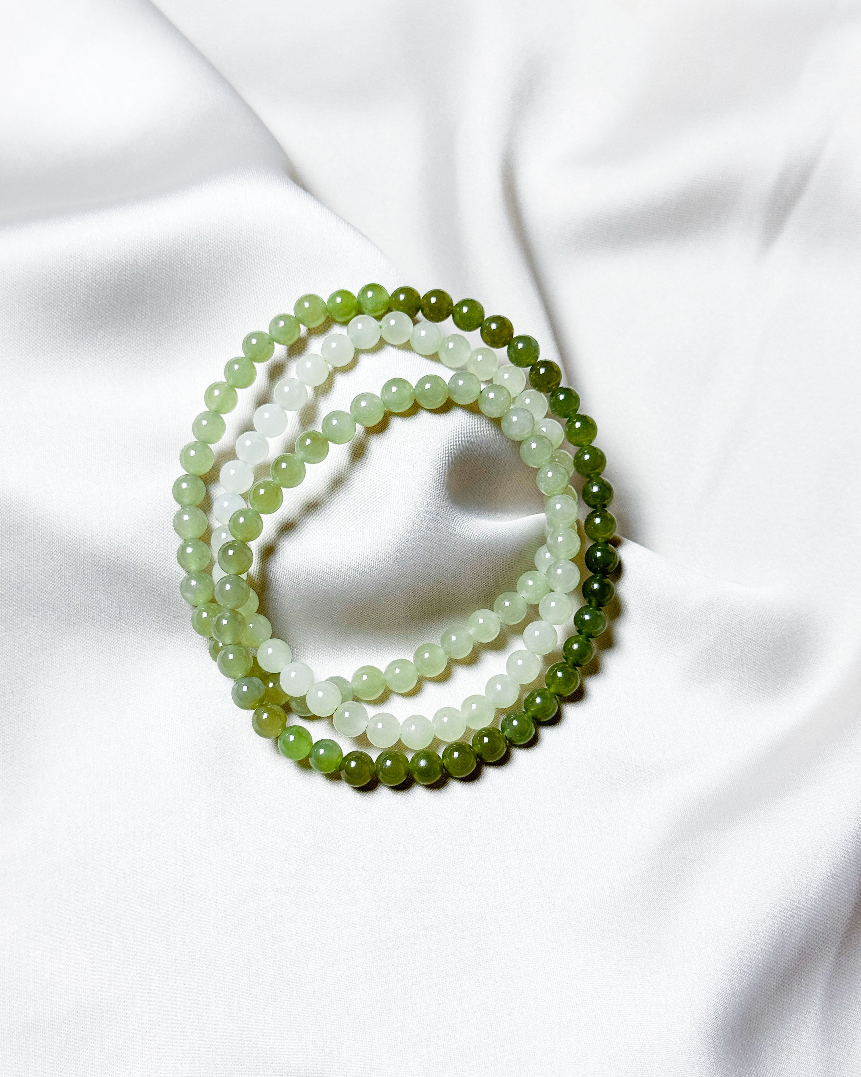 Equilibrium Ombré Jade Stacking Bracelet